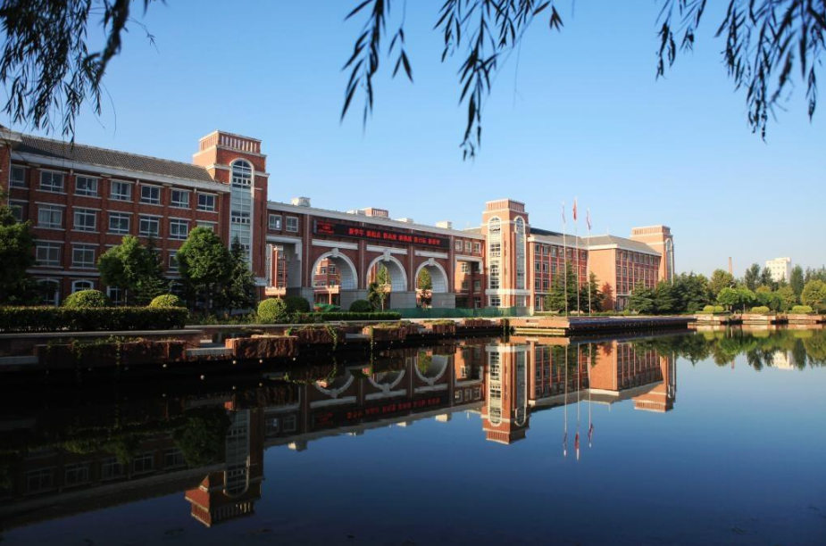 高三差生心里独白，明知考不上本科，也不想走单招，怕被瞧不起