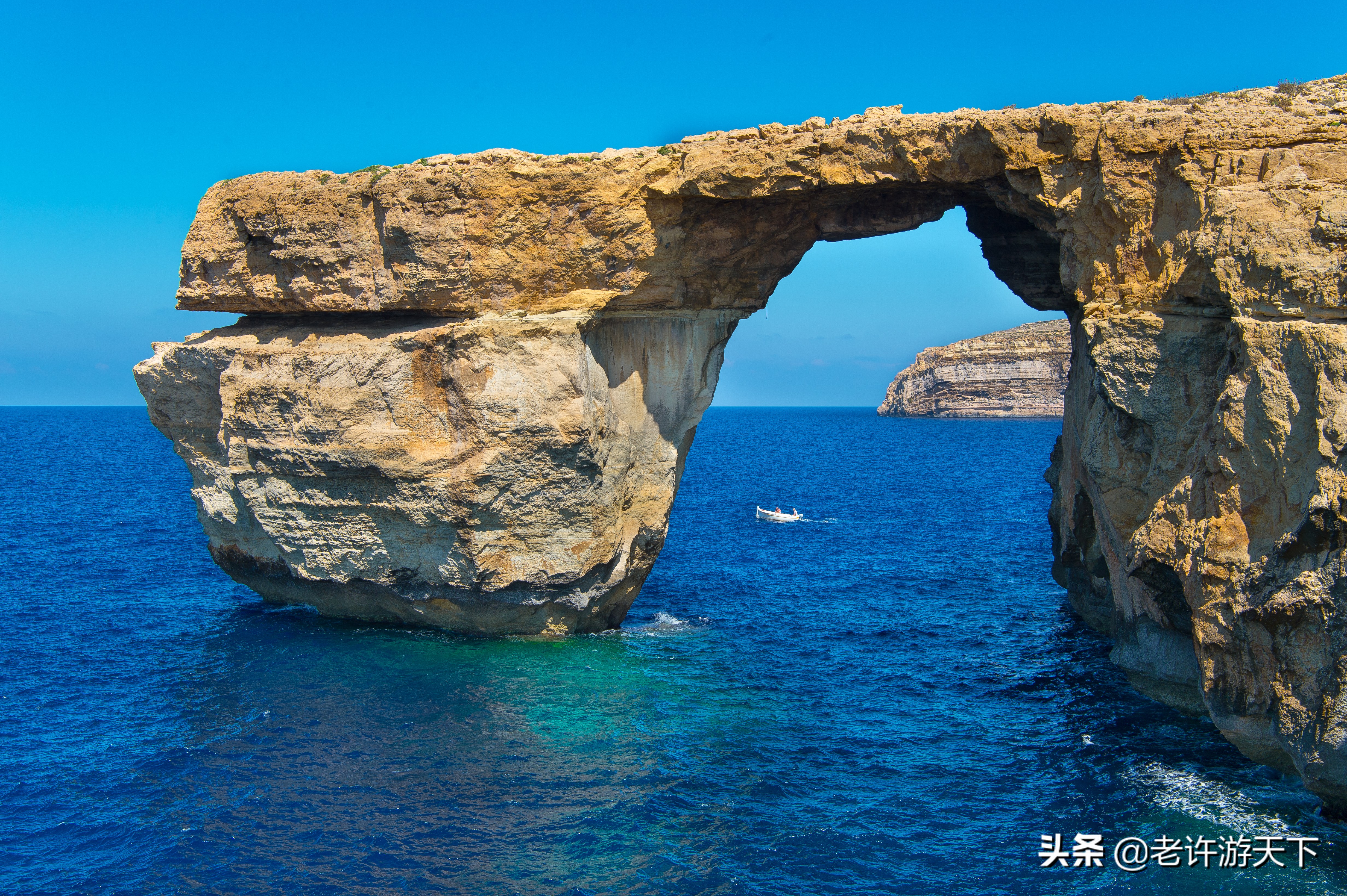 世界上10个美丽海岛，堪称度假胜地，多彩、多姿、神奇，鲜有人去