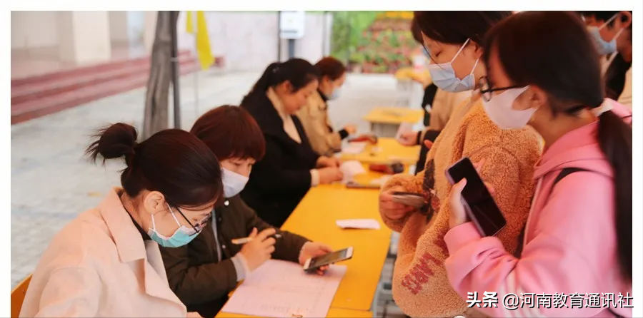 喜气洋洋迎新生！记河南省医药卫生学校2021级新生入学报到