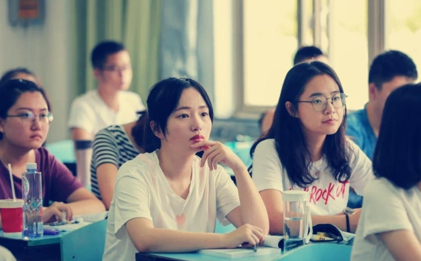 大学生“套路深”，为要生活费花样百出，花销不够的同学可以参考