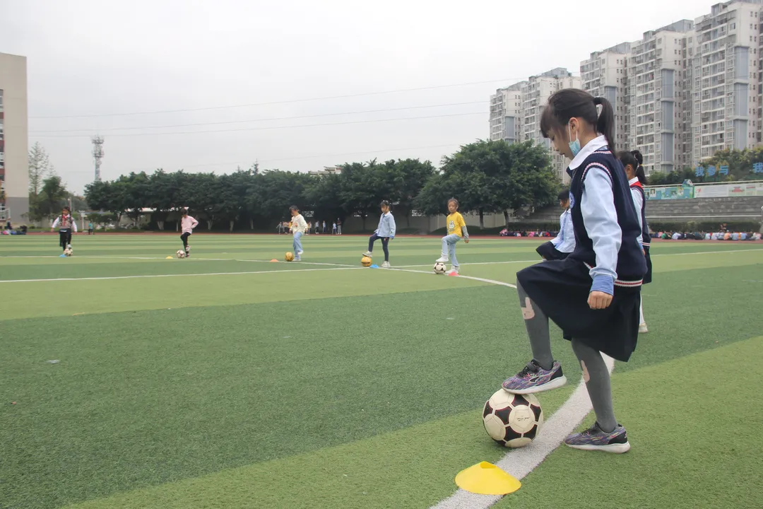 炫彩童年 汇生汇社——川大西航实小乡村学校少年宫社团开课纪实