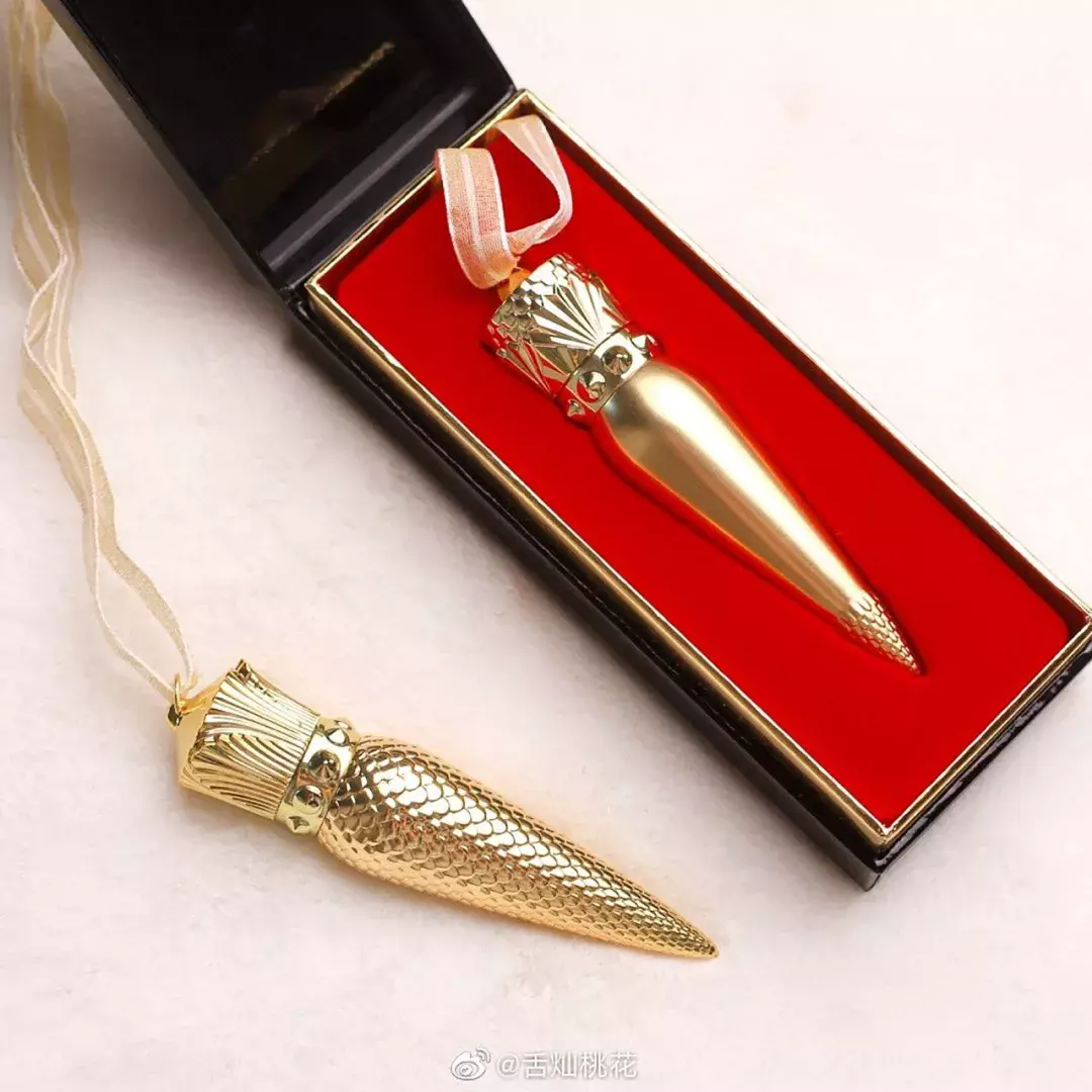 大牌口红里原来还有这些宝藏色号?!趁还没爆火前赶快买起来
