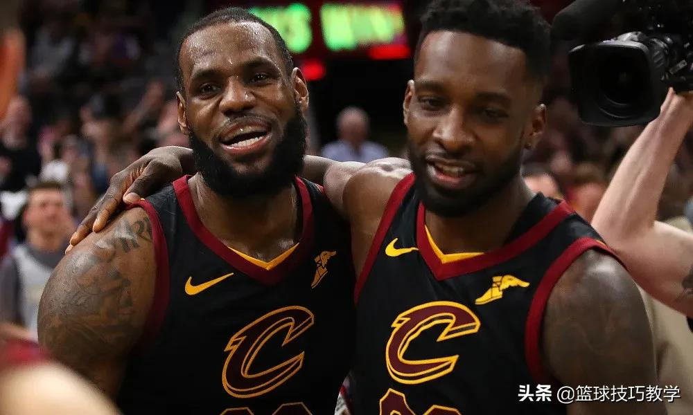 为什么nba隔扣人要立马暂停(心脏曾停止跳动75分钟！如今即将年满35岁的他依然还在NBA争冠)