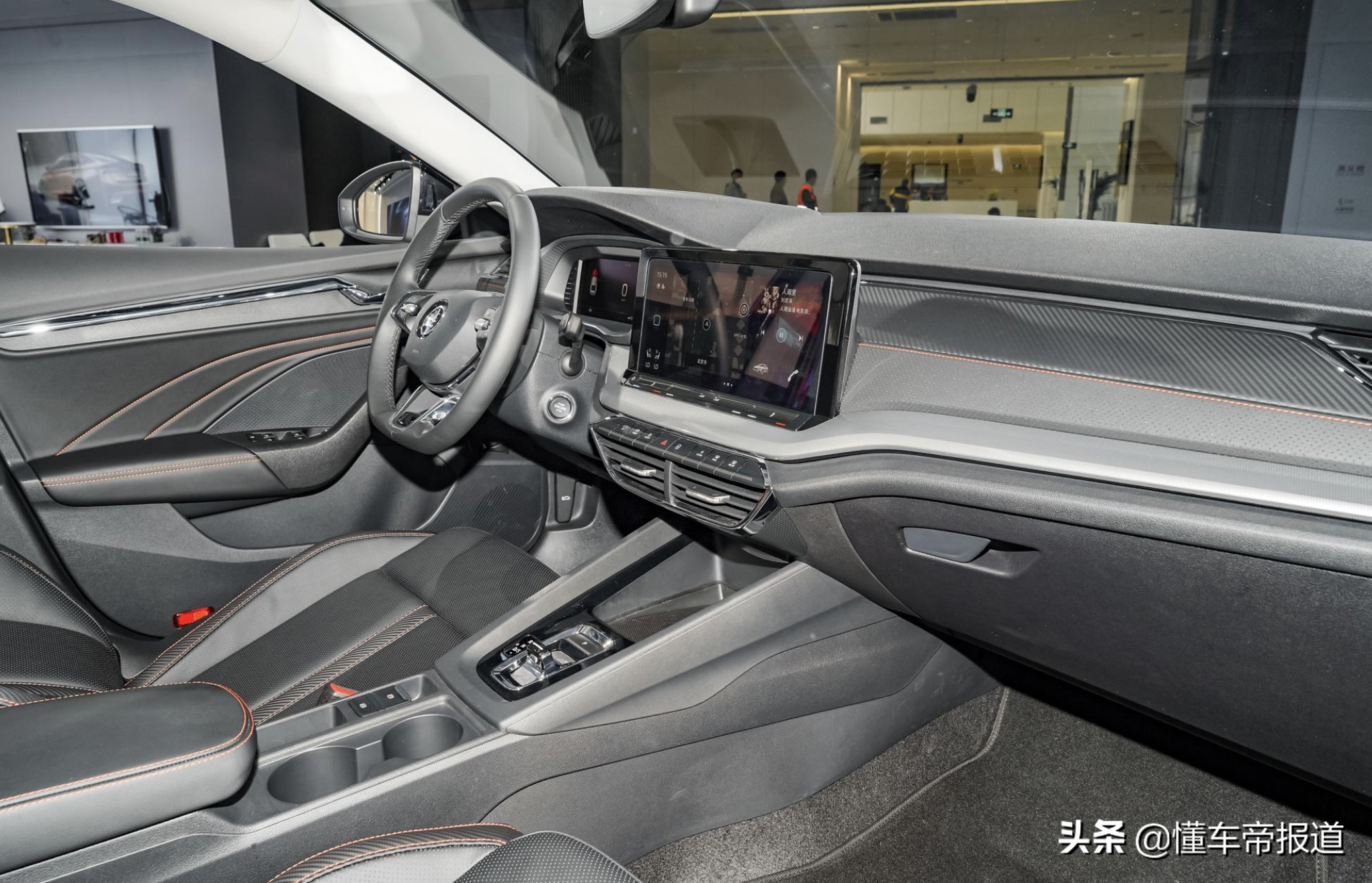 新车 </p><p>　　 入门版值得考虑，推荐次顶配，斯柯达全新明锐PRO购车手册