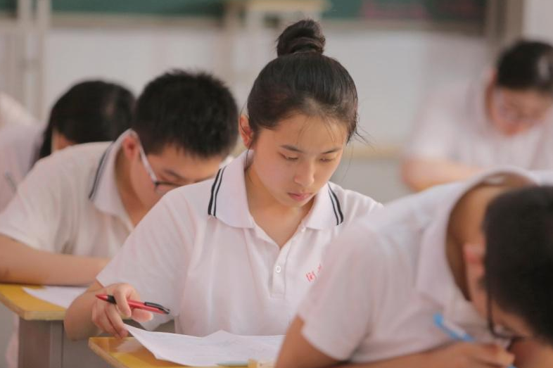 辽宁有所“很低调”的大学，就业率高达97%，多数能拿“铁饭碗”