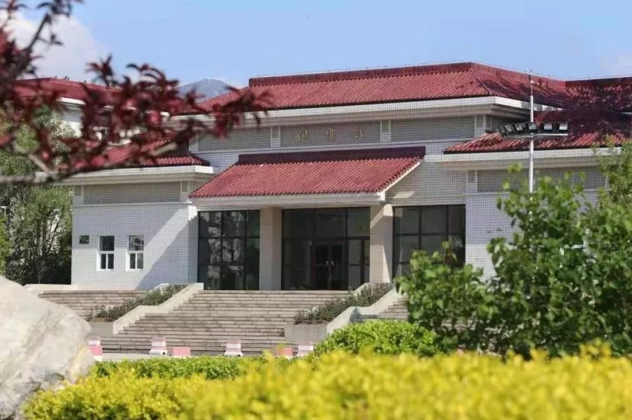 中国消防救援学院招生简章来了！免交学费！还发放津贴、生活费和被装！内附报考条件，咨询电话！