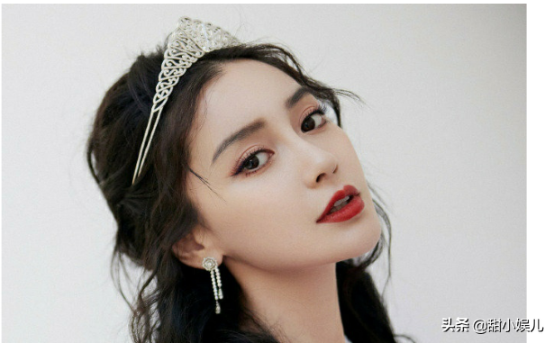 黄晓明前女友好几个，为何只有李菲儿翻不了篇？