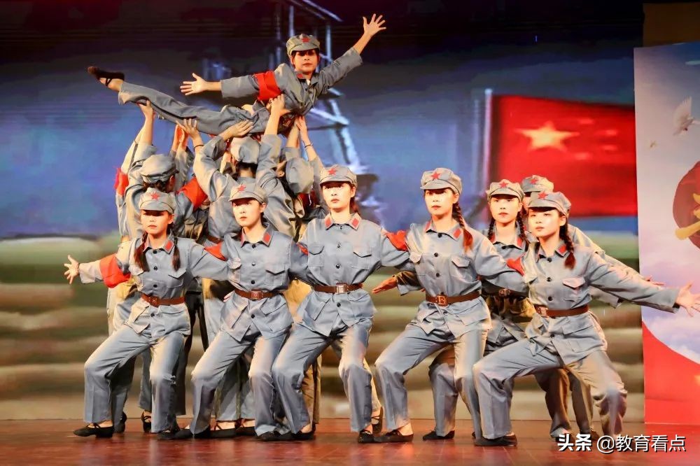 青春献礼新时代，为广东省华立技师学院艺术节点赞