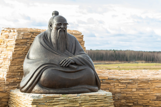 天长地久。天地所以能长且久者，以其不自生，故能长生