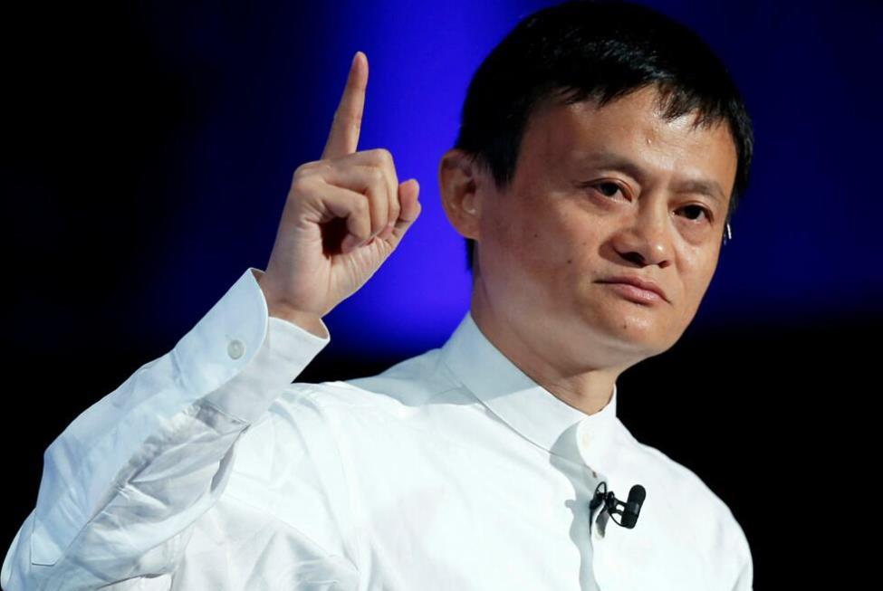 马云的不平凡往事，和他正经历的至暗时刻