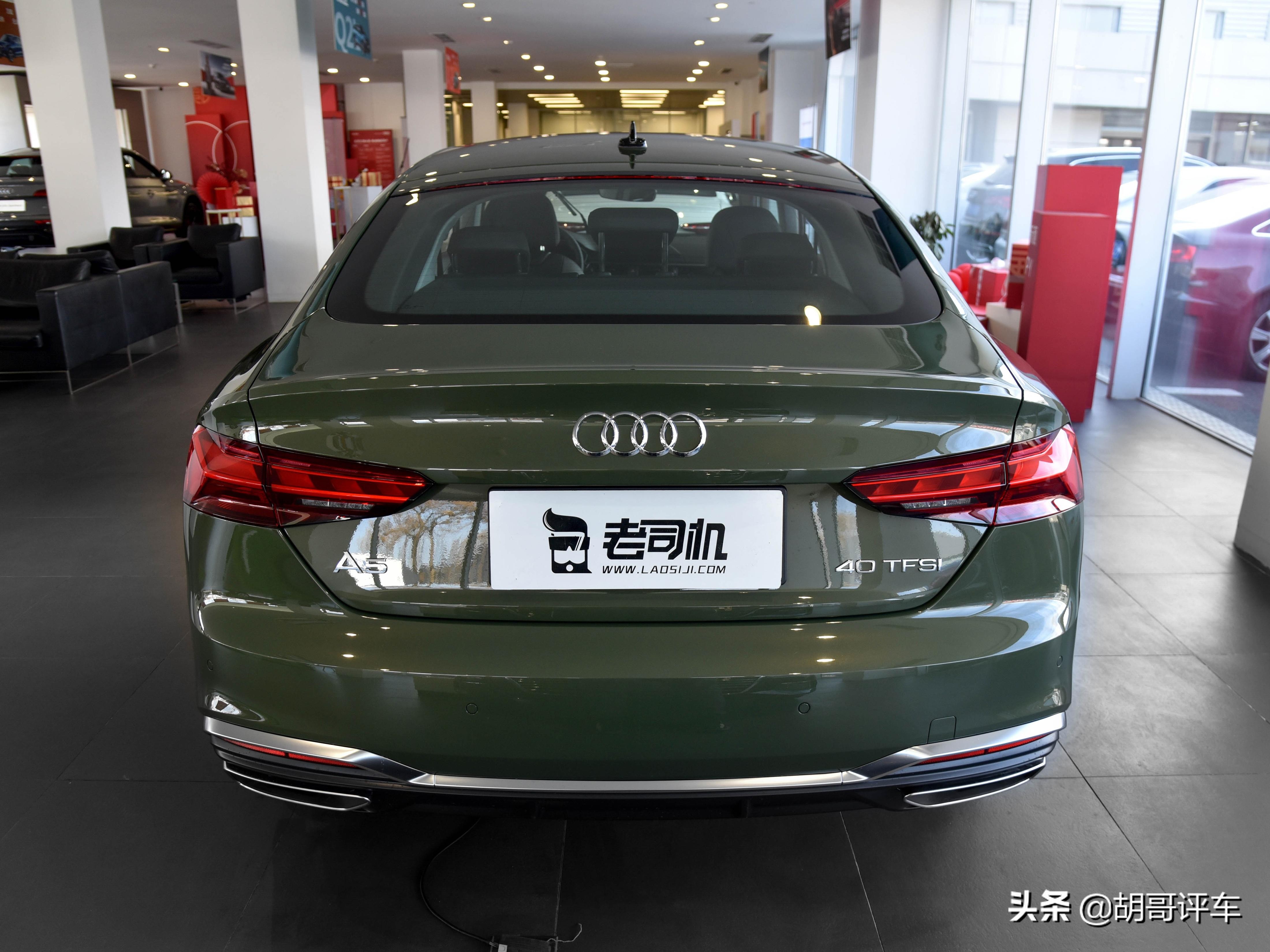 进口的奥迪轿车，舒适性不错外观更帅气，实拍奥迪A5