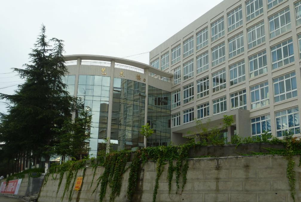 四川最好的三所高职,其中两所都在成都,投档分在430以上
