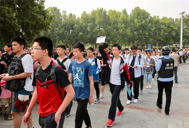 今天，我研究生毕业，一个河南的高考生，和你聊聊河南高考那些事