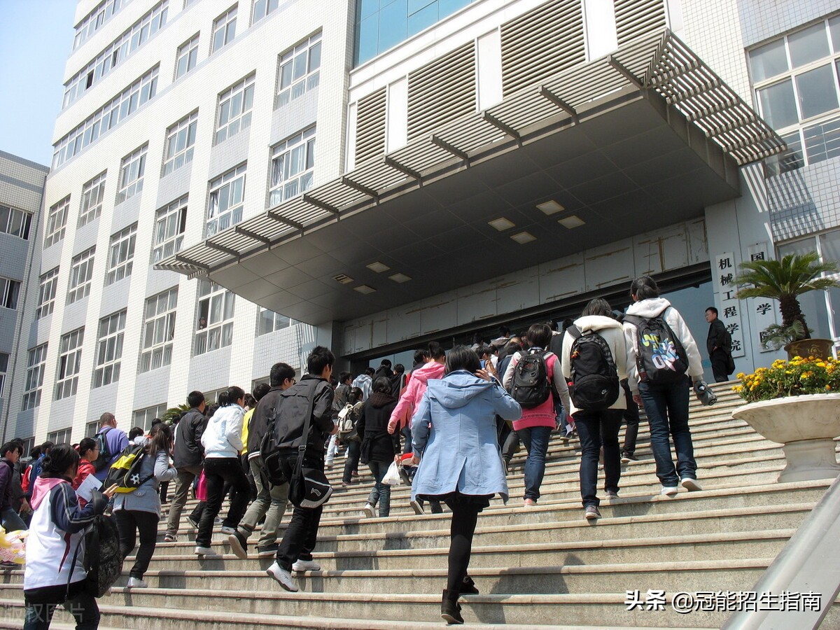 成都机电工程学校好不好（四川省的卫校还在招生吗）