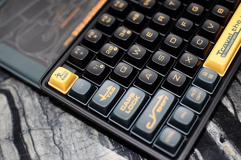 个性十足 与众不同 Lofree洛斐小浪蓝牙机械键盘