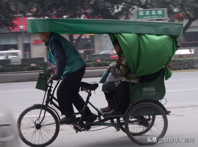 12年前，被复旦大学破格录取的38岁三轮车夫，如今怎么样了？