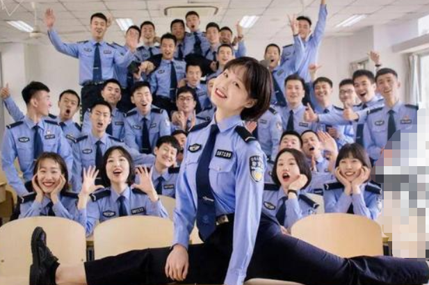 录取分数不高的3所大学，发展前景很好，毕业后有机会拿到铁饭碗