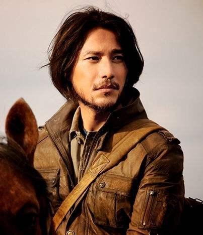 醒醒,求这些男星把胡子剪了吧!不是留须就变帅,邋里邋遢反变丑