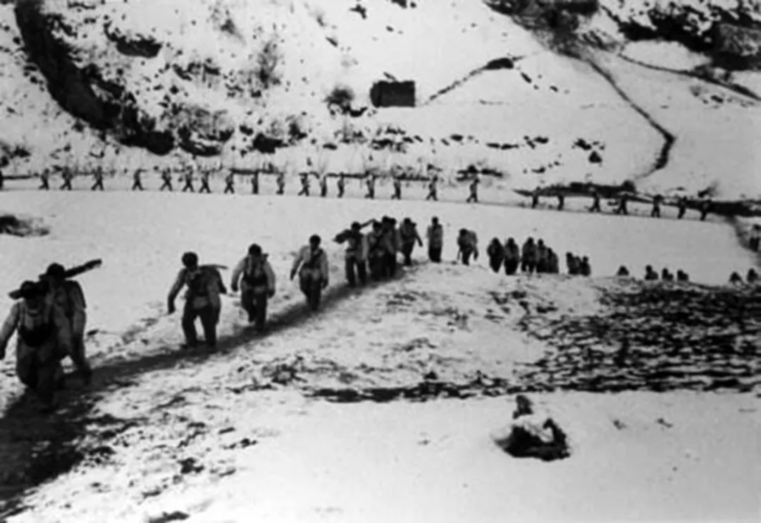 长津湖战役：冻死4000余人！1950年朝鲜为何出现50年一遇极寒？