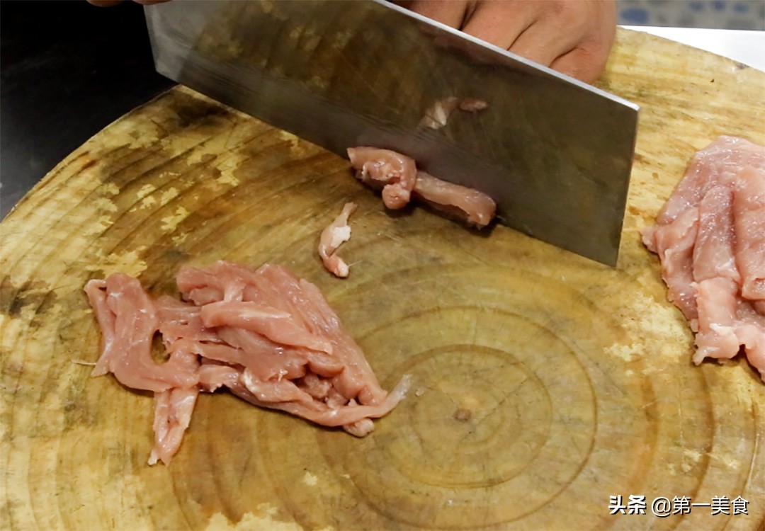京酱肉丝怎么做（4步学会京酱肉丝家庭做法）