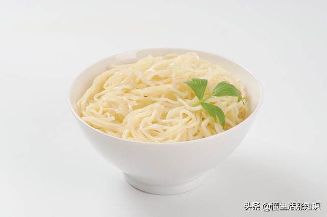 食用油过期别急着扔！12个生活小妙招教你变废为宝