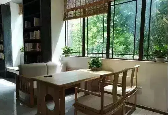 上海工程技術大學宿舍（？研究生宿舍哪家強！這里有沒有你的目標院校？）