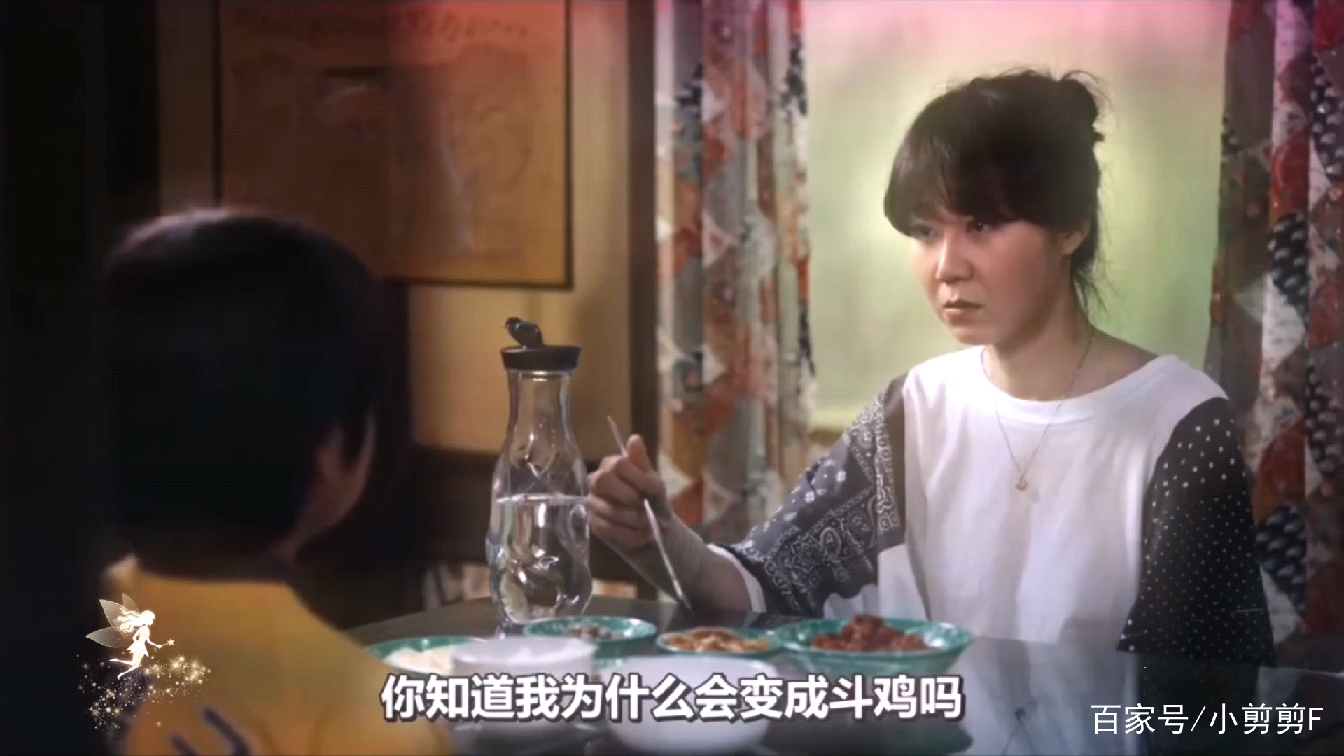 当骆驼绽放时，聪明的孩子说颜色。