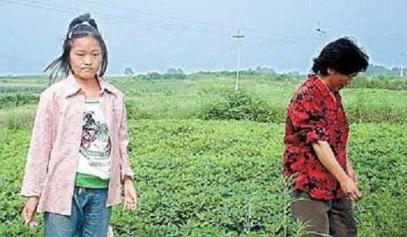 15年前河南姑娘蒋多多，故意考0分，试卷写8千字抨击高考今还好吗