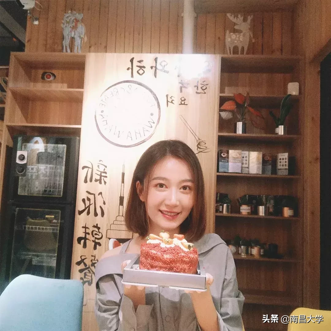 这么低调内敛，还是闪到了我的眼！