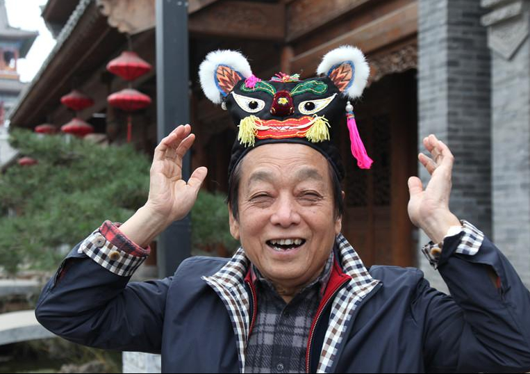 清华教授82岁喜得贵子，6段情史都是大美人！网友：为啥在美国生