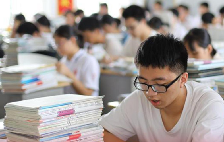 浙江4所“害人不浅”的大学，已被人民日报曝光，考生避免入坑