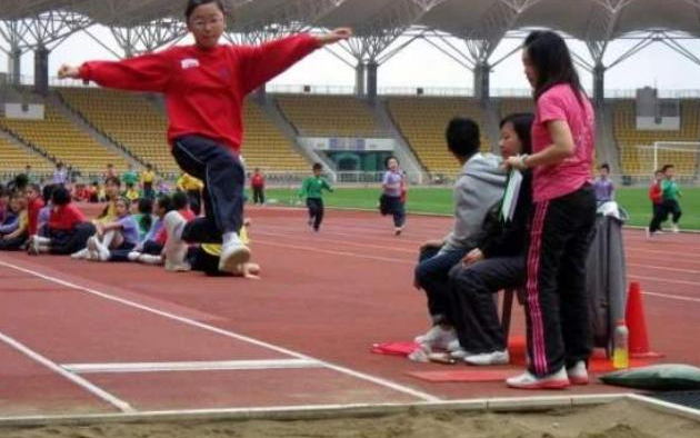 学生体育课上请假常用的3个理由，老师已深知套路，看你用过没？