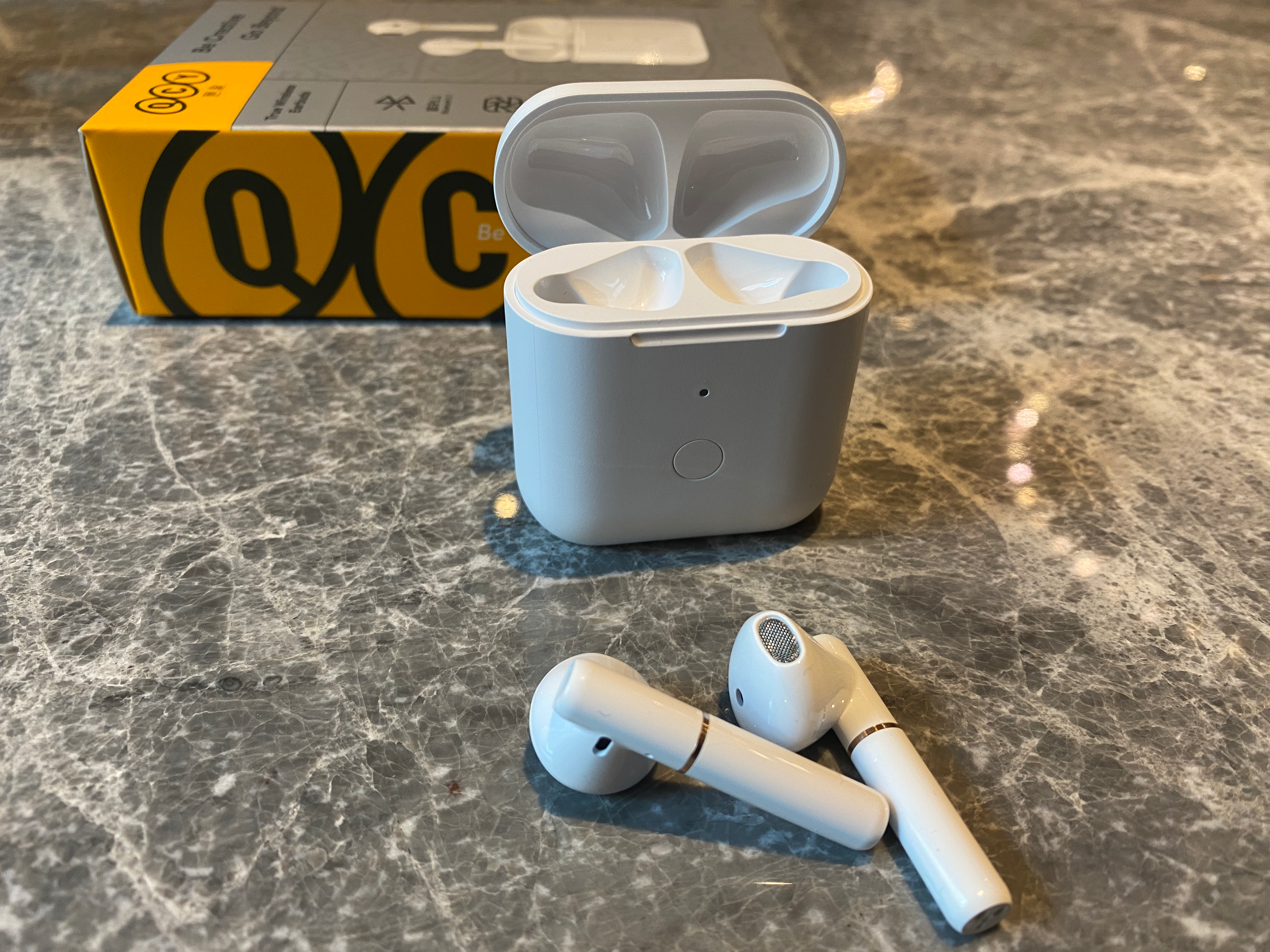 亲测好用不足百元的QCY T8真无线蓝牙耳机，值得你入手