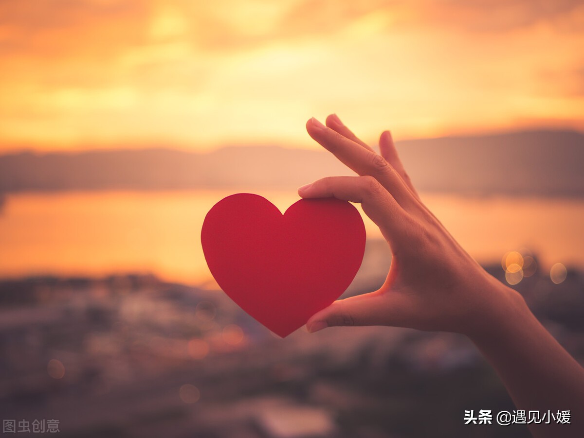 十月，最好的祝福送给你：愿你万般美好，有所爱有所期待