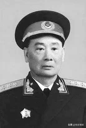 获得三枚一级勋章有多难？十位开国上将未获得，其中三位起义将领