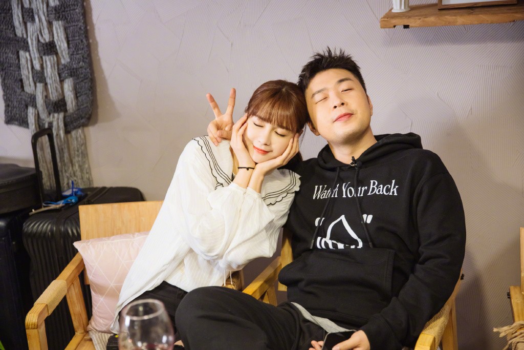 海涛今年结婚？忘年恋港姐闪离？宁静怒怼网友？刘诗诗产房曝光？