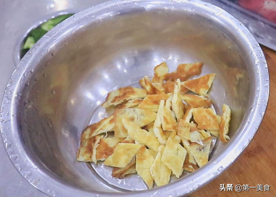燉雞蛋的做法,燉雞蛋的做法放多少水