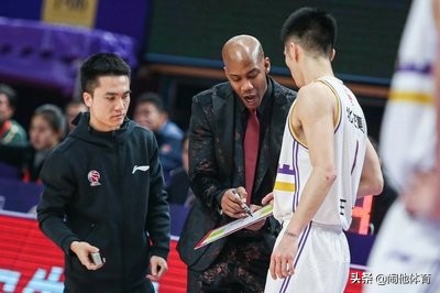 凯尔 福格为什么不打nba(从广州到北控，技术特点转变的福格，会成为北控的“马布里”吗？)