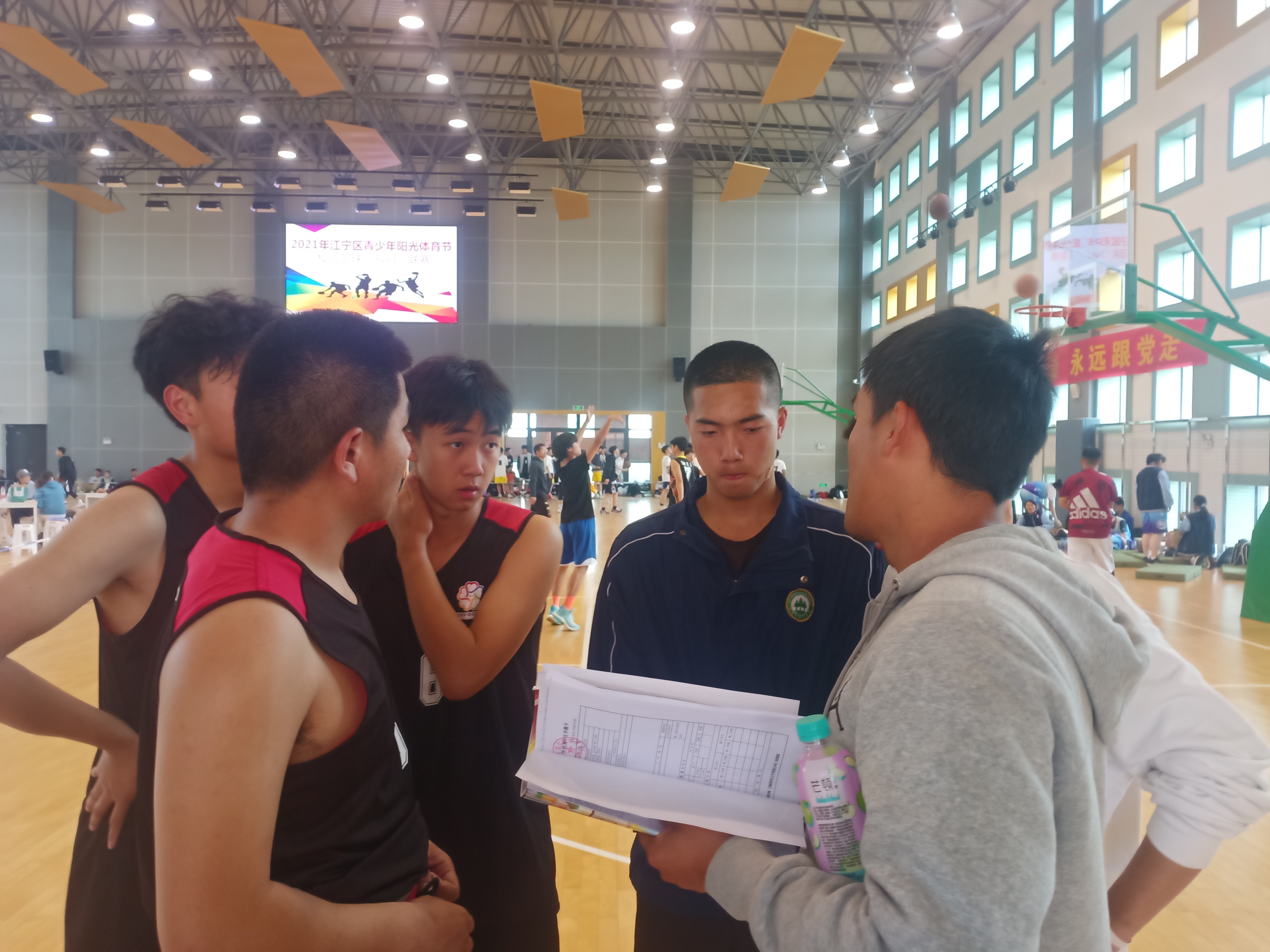 【喜报】南京宇通实验学校初中男子篮球队在江宁区校园篮球“3对3”联赛中荣获冠军