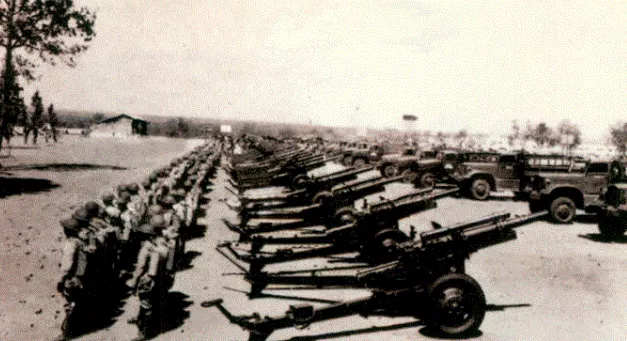 影视剧里的国军和真实的国军，中间差了10086个楚云飞