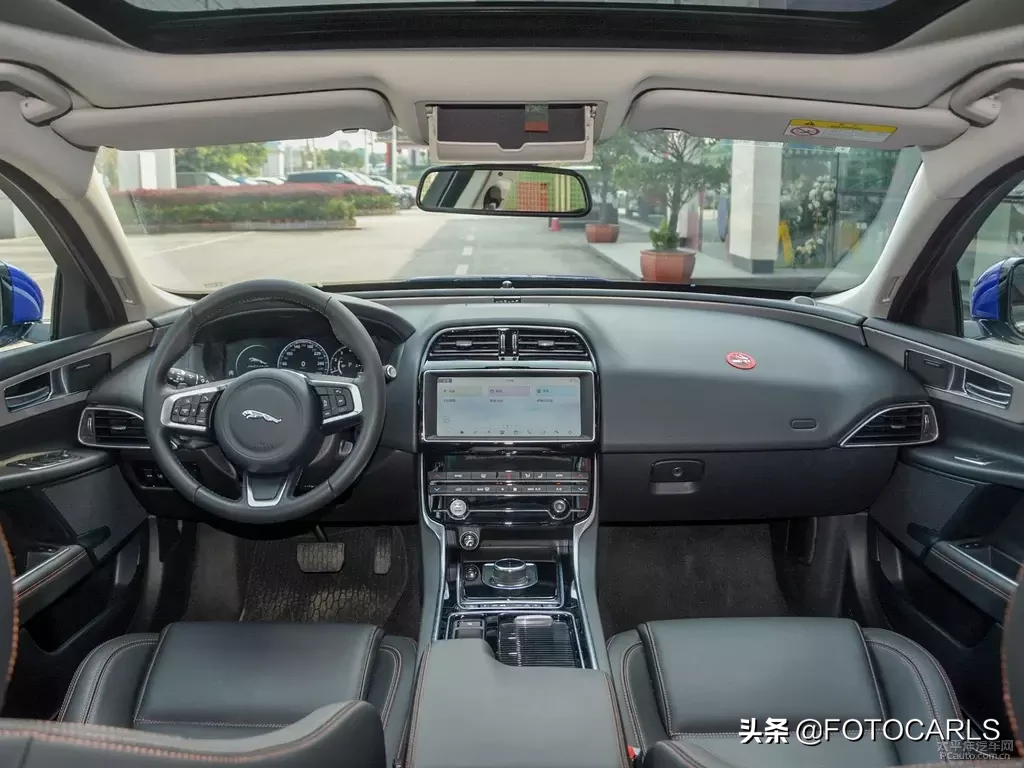 下面10位中型豪华轿车,你会怎么选?