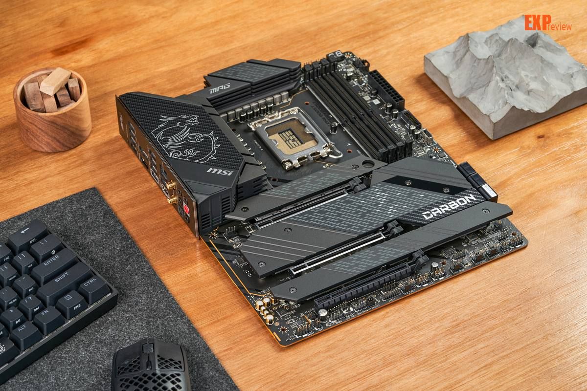 微星MPG Z690 CARBON WIFI暗黑主板评测：全面进化的暗黑之龙