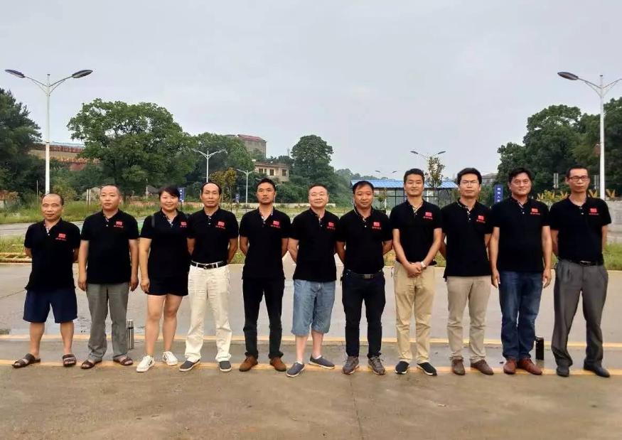 清华“智班”名单出炉，30名超级学霸让人羡慕，男女比例却很现实