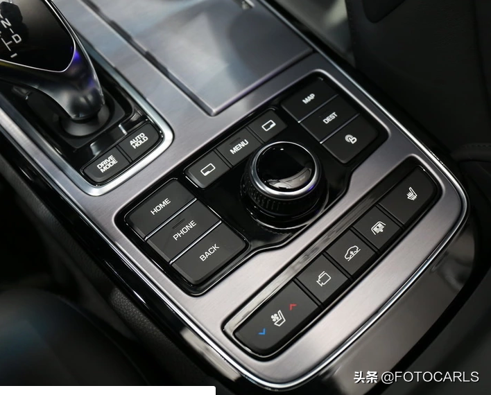 售价105.8万！现代雅科仕3.8 V6加长旗舰实拍，后排座椅太抢眼了