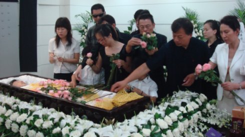 邓丽君法国小男友保罗：没钱没势15岁年龄差，为何会得女神青睐？