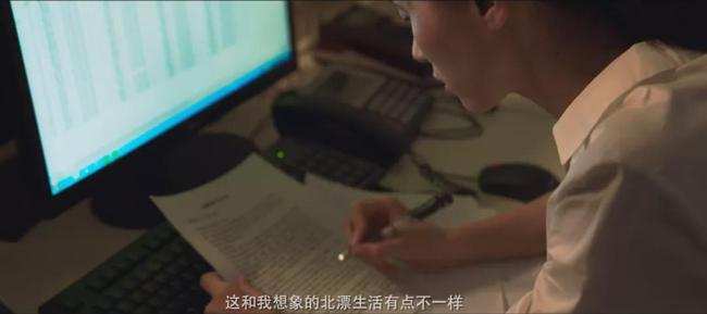 张雪峰离开大城市，白岩松向往小村庄，背后原因刺痛无数人的心