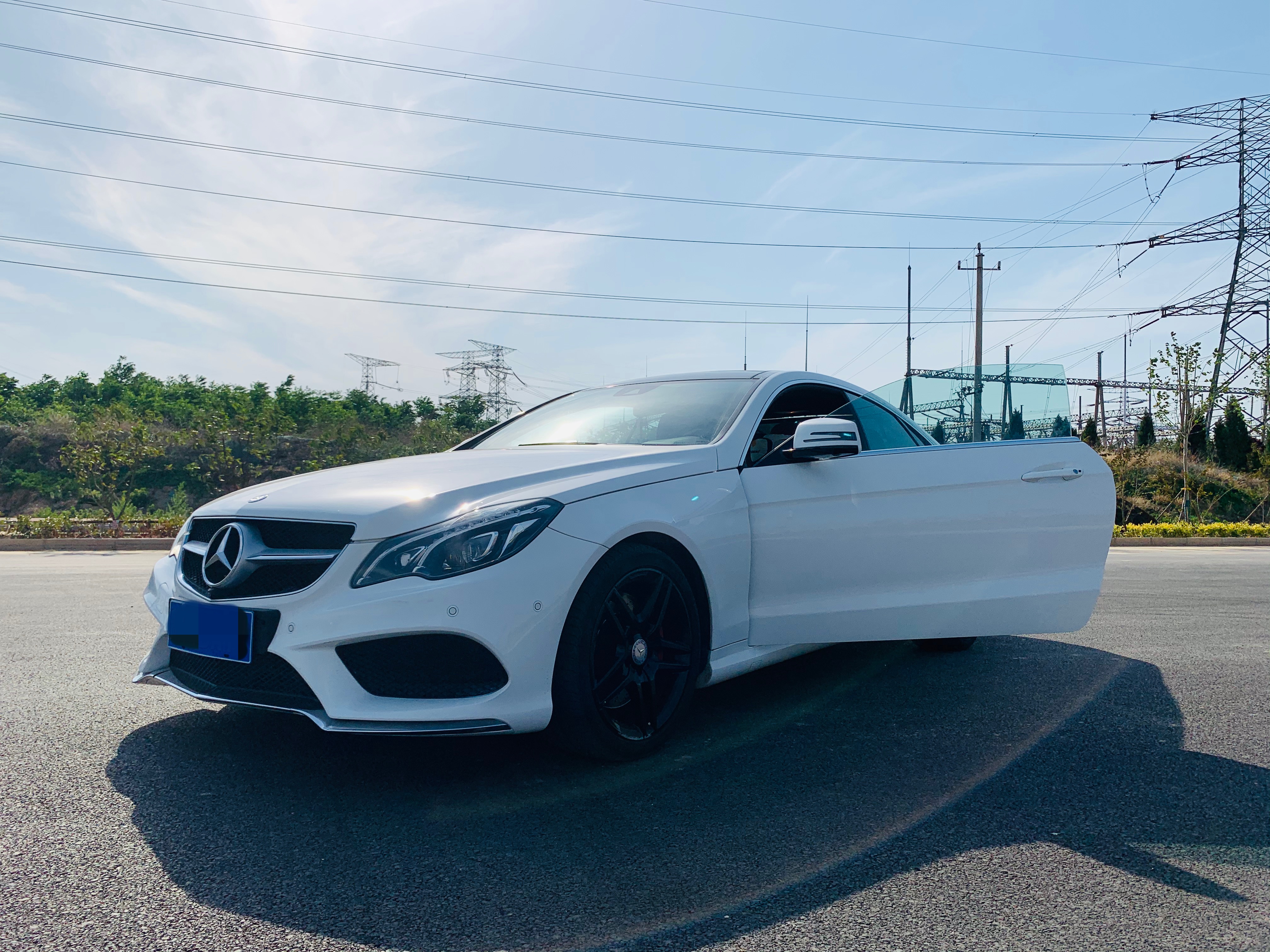 优雅与豪华并存——14款奔驰e400 coupe 轻试驾