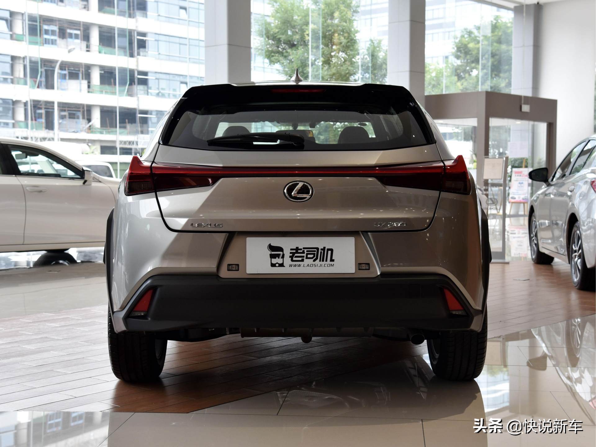 原装进口紧凑型SUV，买菜神车，小资女生独爱，实拍雷克