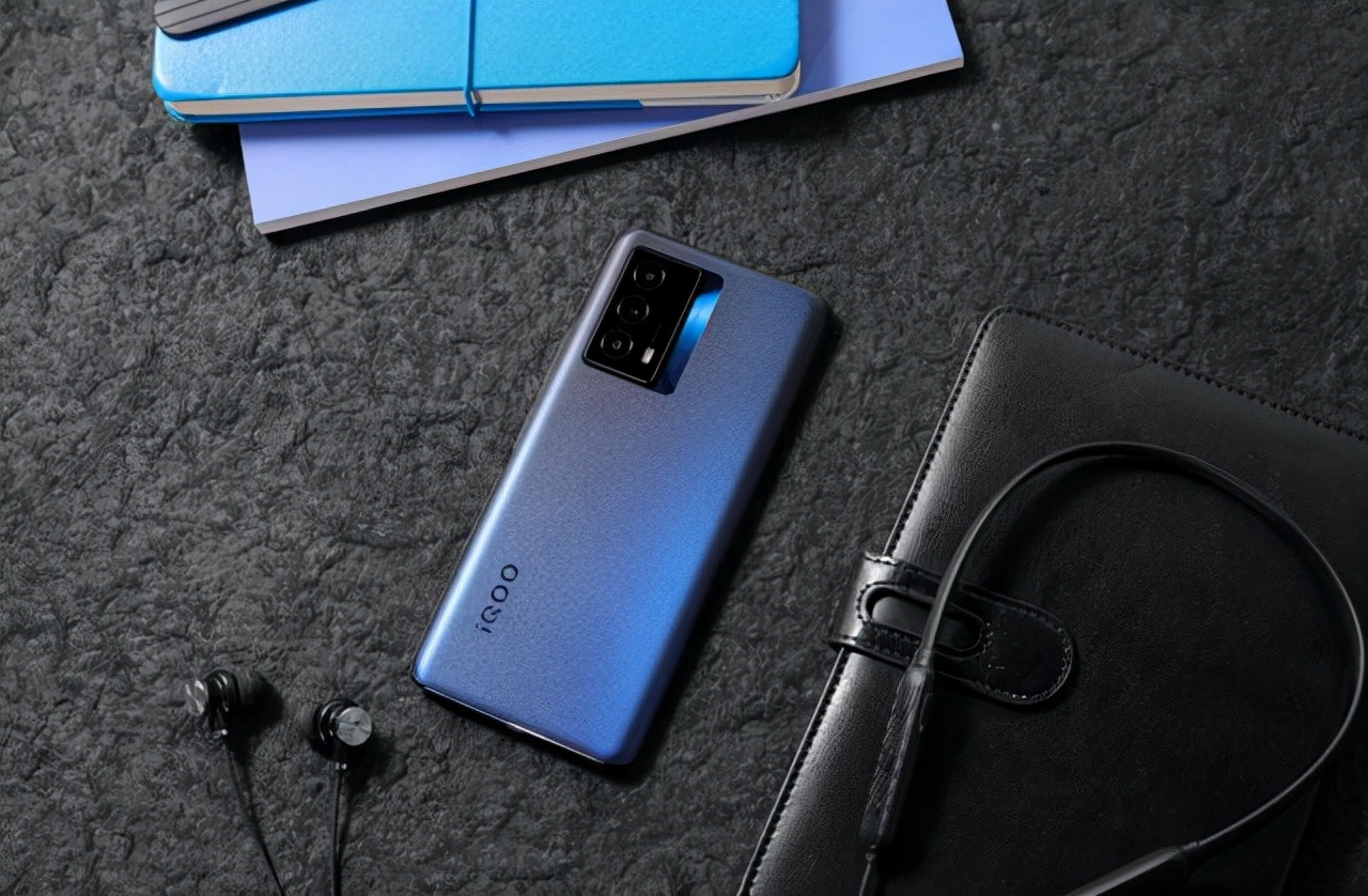 iQOO Z5参数配置-详细参数