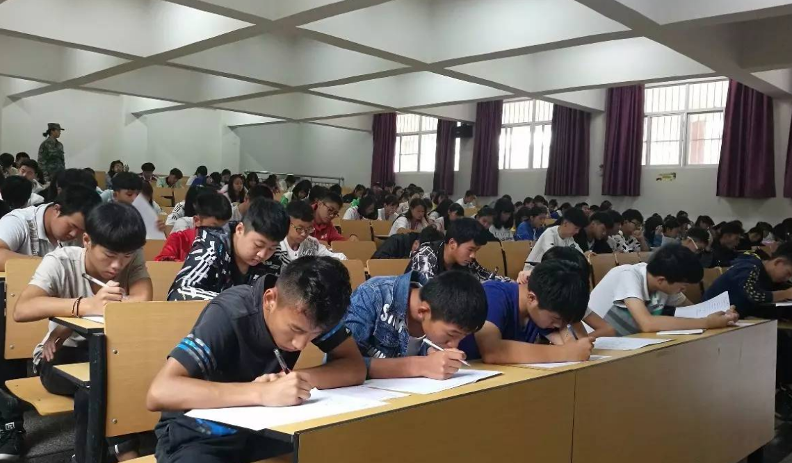 大专院校也有区分，高等专科学校和职业技术学院有啥不同？